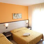 Cristall Hotel