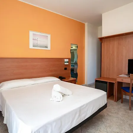 Cristall Hotel 3*