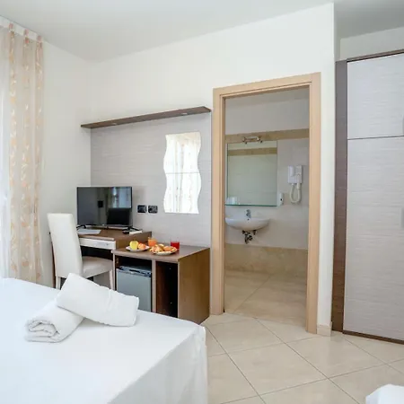 Cristall Hotel 3*