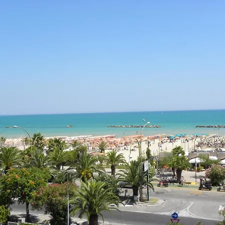 Cristall Szálloda San Benedetto del Tronto